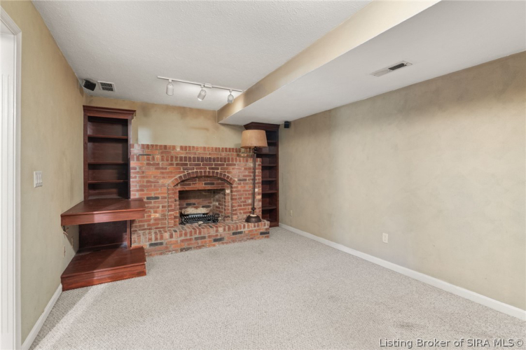 Listing Image 51