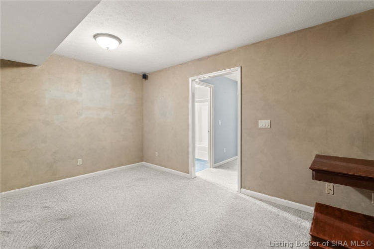 Listing Image 52