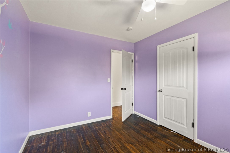 Listing Image 16