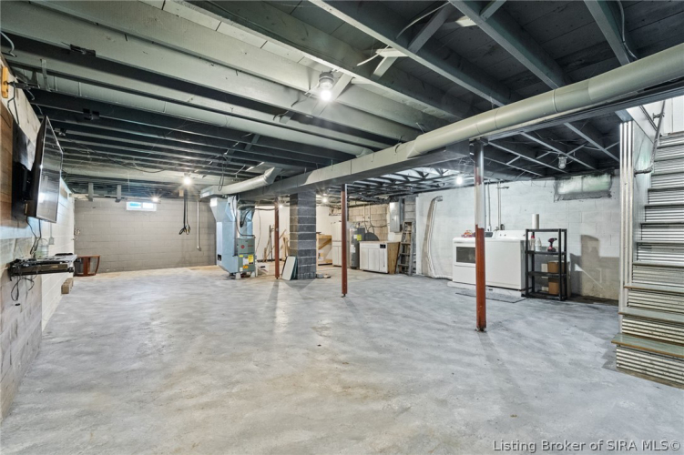 Listing Image 25