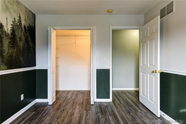 Listing Image 33
