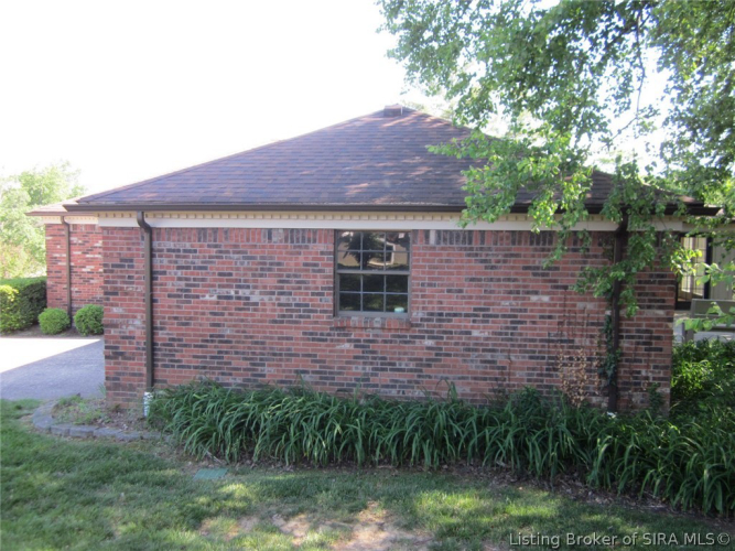 Listing Image 24