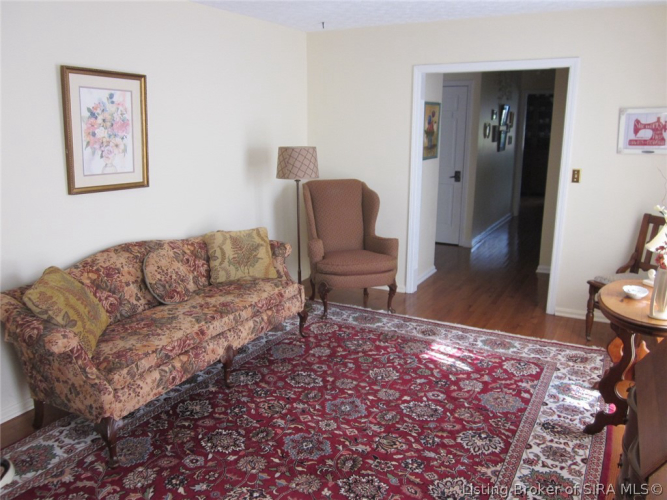 Listing Image 6