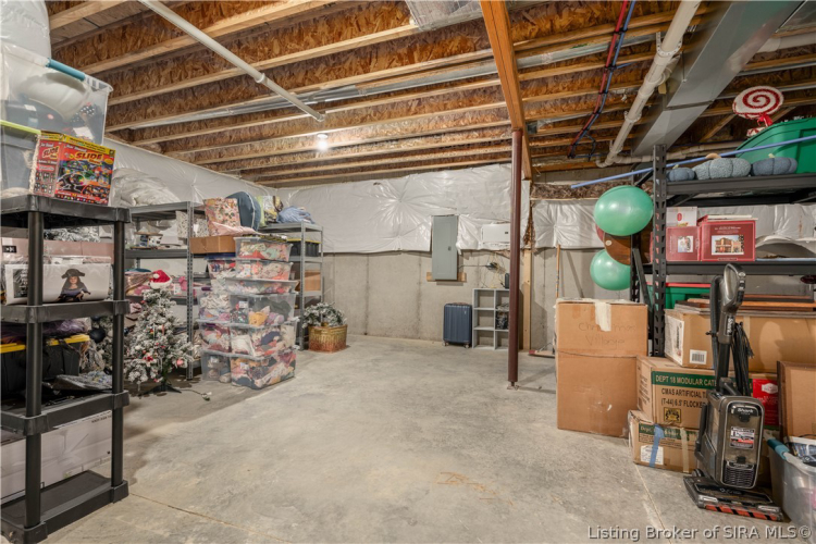 Listing Image 38