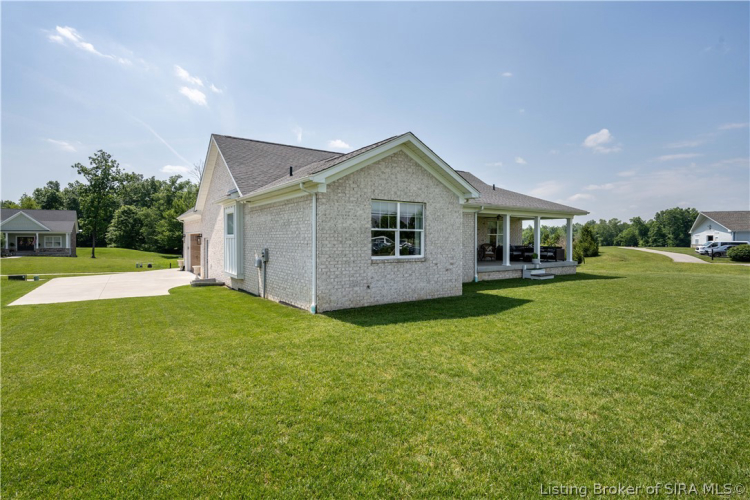 Listing Image 43