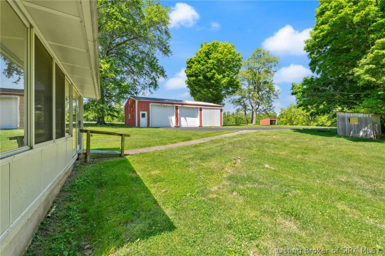 Listing Image 11