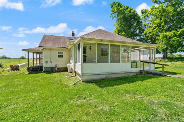 Listing Image 7
