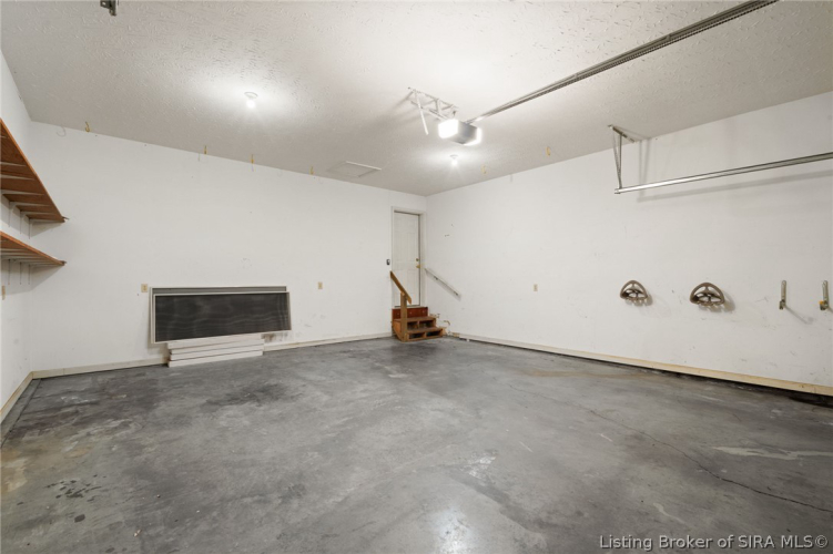 Listing Image 47