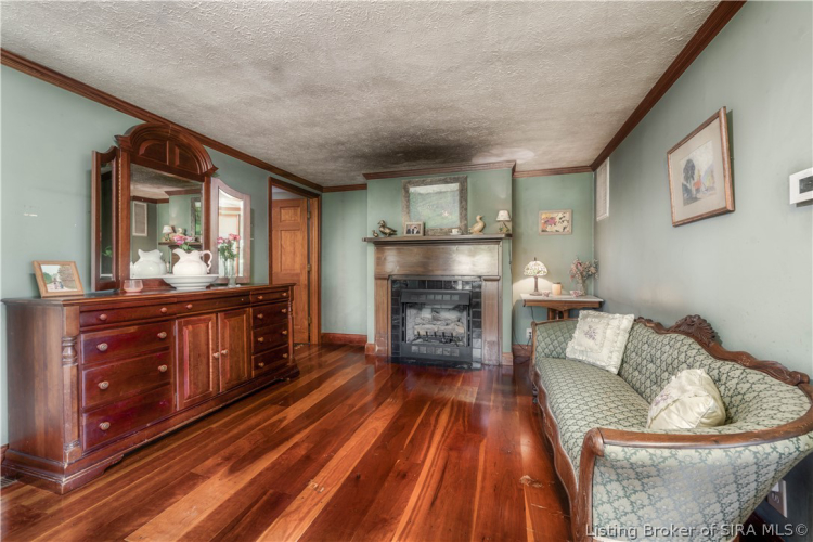 Listing Image 20