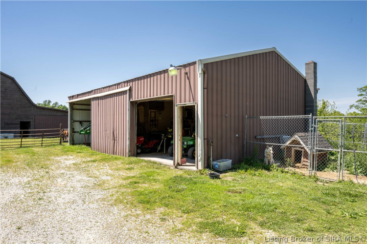 Listing Image 40