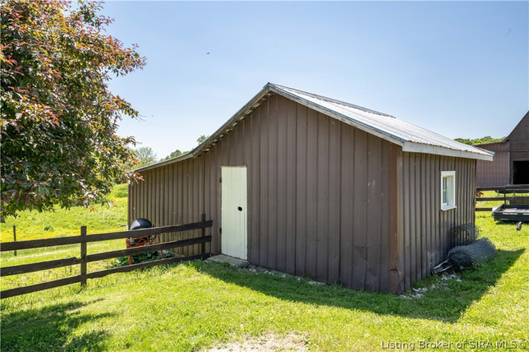 Listing Image 41