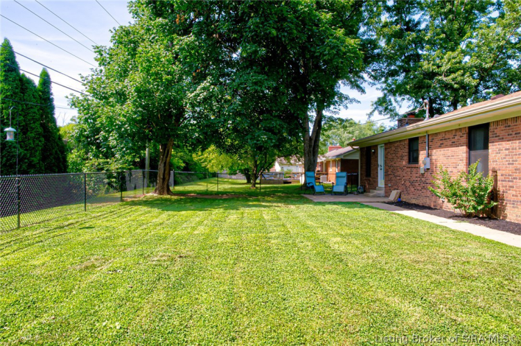 Listing Image 38