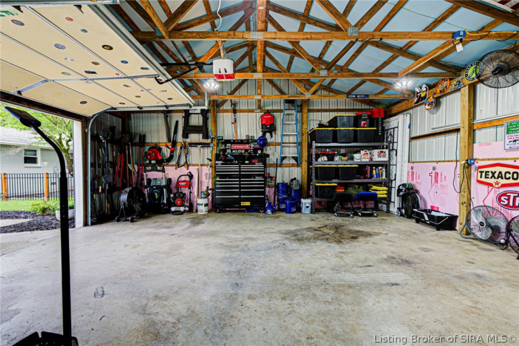 Listing Image 46