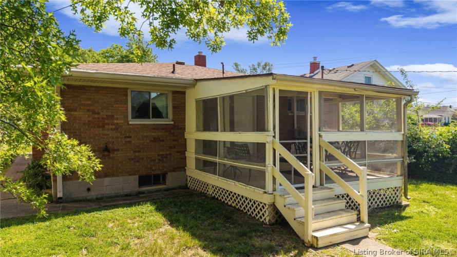 Listing Image 19