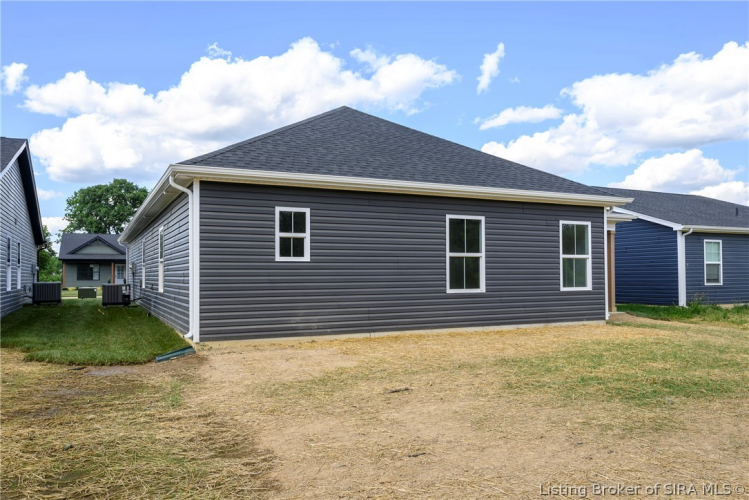 Listing Image 31