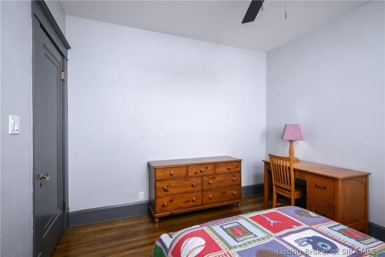 Listing Image 25