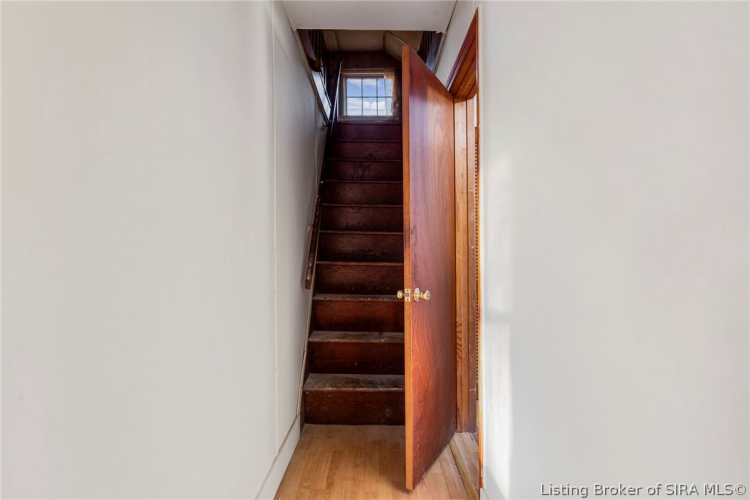 Listing Image 23
