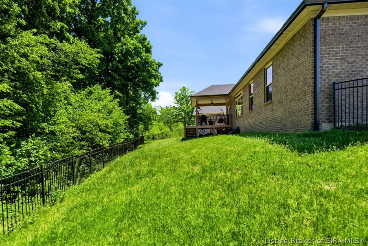 Listing Image 45