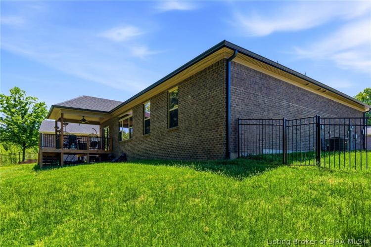 Listing Image 46