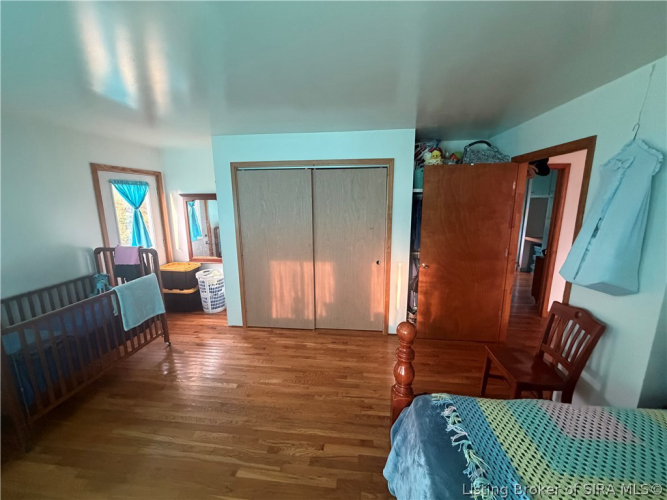 Listing Image 21