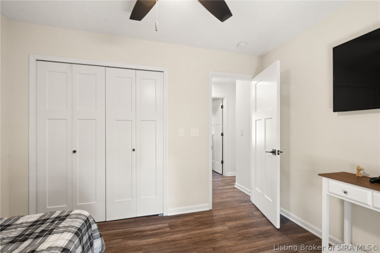 Listing Image 32