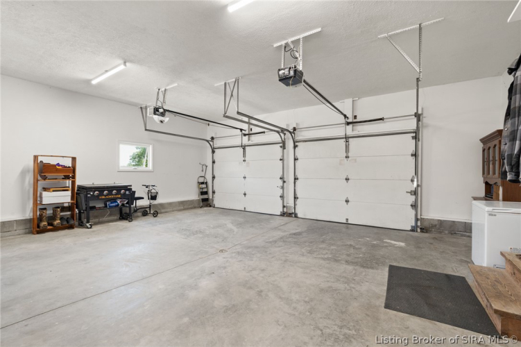 Listing Image 43