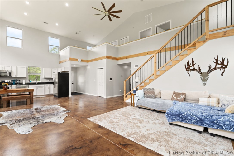 Listing Image 15