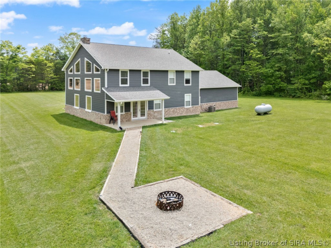 Listing Image 4