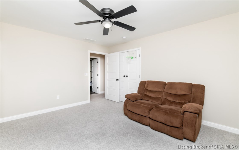 Listing Image 82