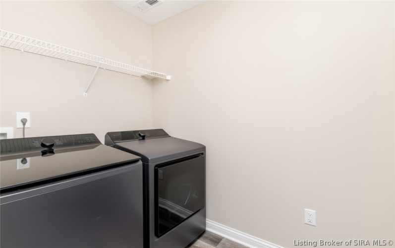 Listing Image 84