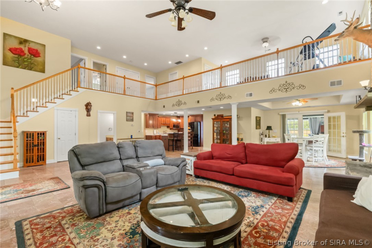 Listing Image 12