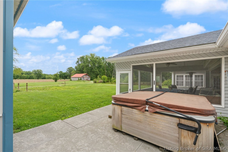 Listing Image 44