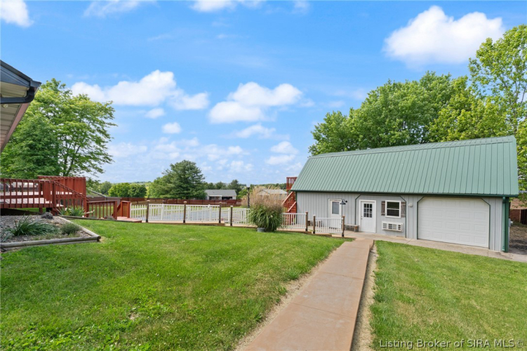 Listing Image 44