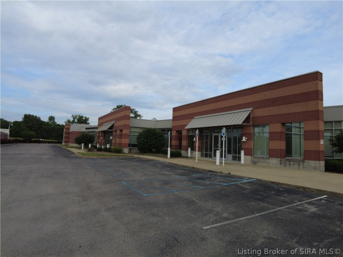 Listing Image 42