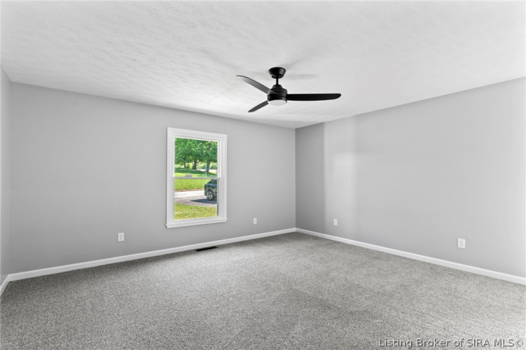 Listing Image 28