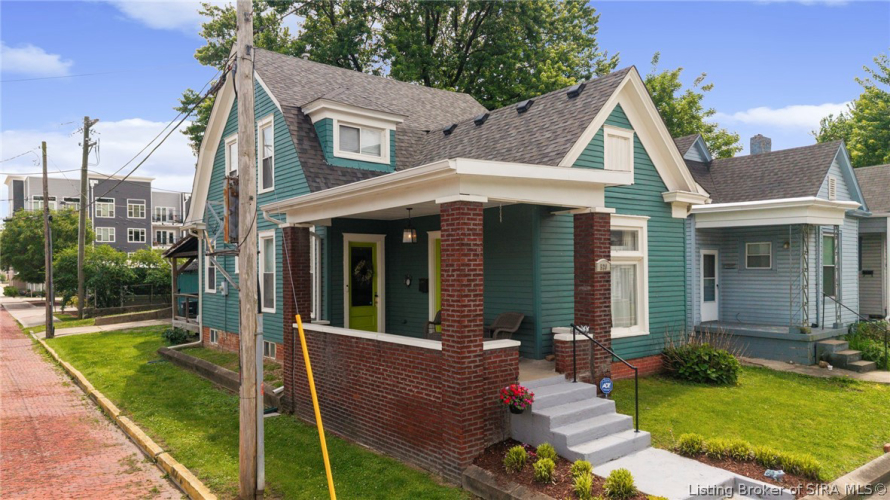 Listing Image 3