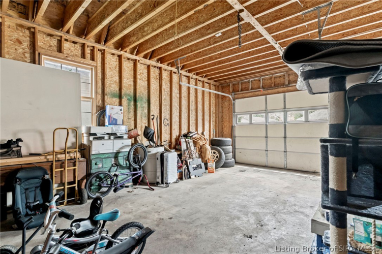 Listing Image 33