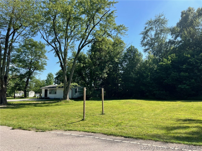 Listing Image 8