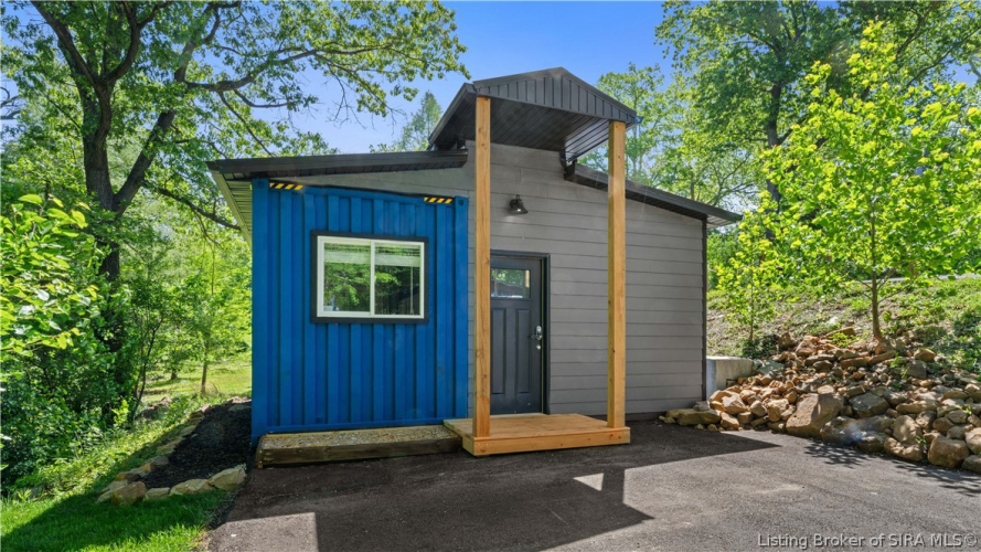 Listing Image 32
