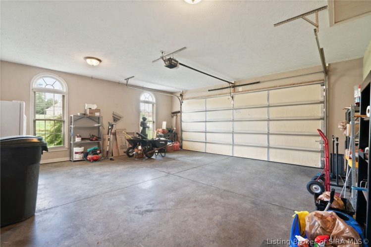 Listing Image 73