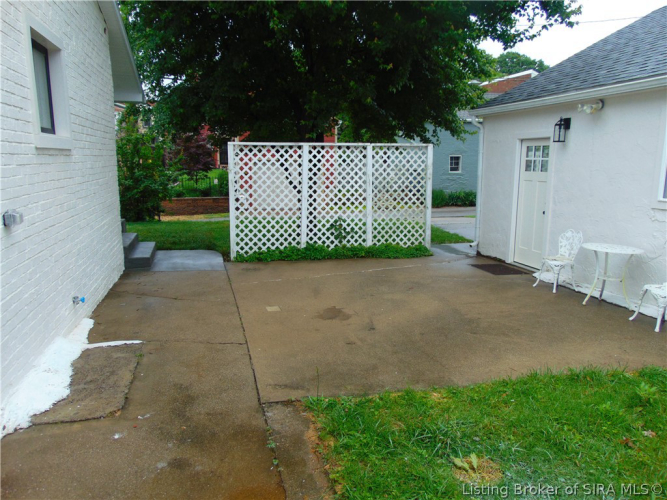 Listing Image 33