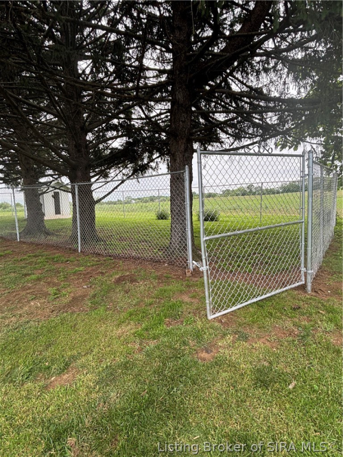 Listing Image 22
