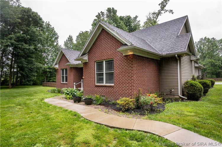 Listing Image 26