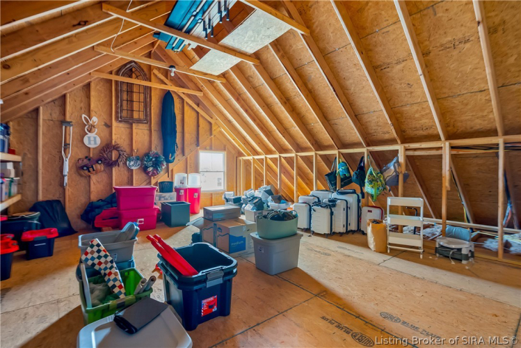 Listing Image 50