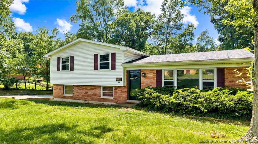 Listing Image 3