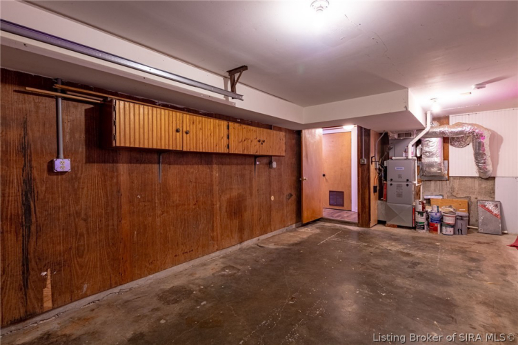 Listing Image 44