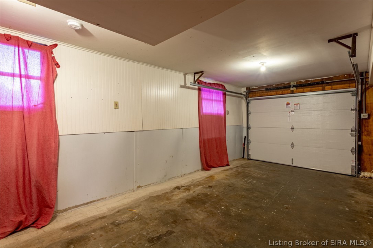 Listing Image 45