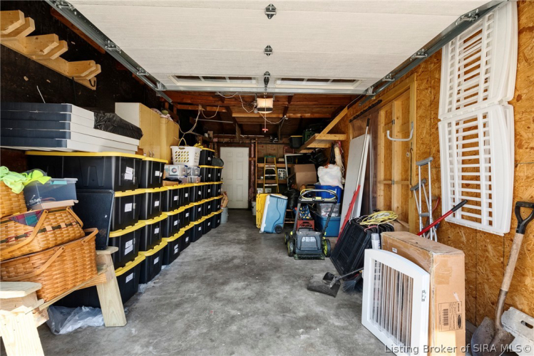 Listing Image 19