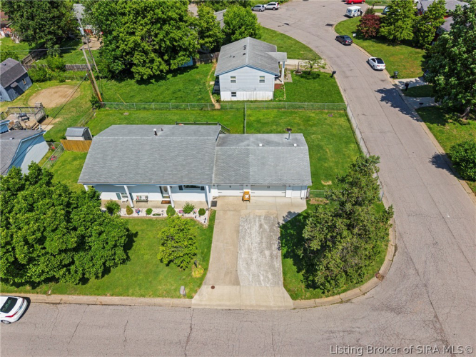 Listing Image 28