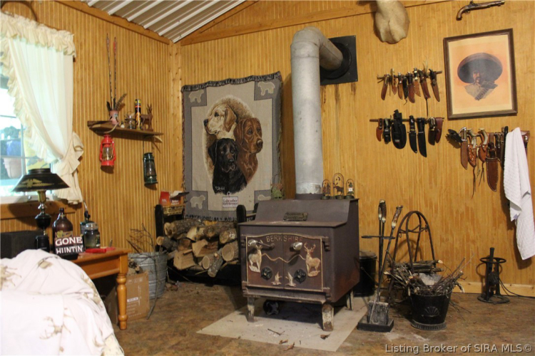 Listing Image 8